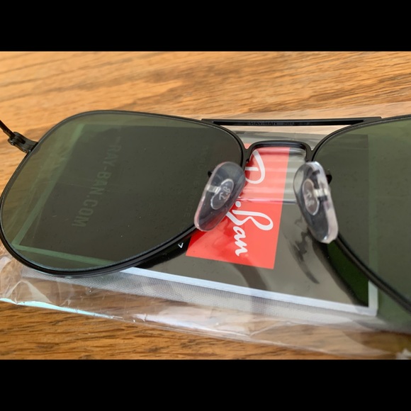 Authentic Ray-Ban Aviator Sunglasses 58mm NEW - Picture 8 of 16